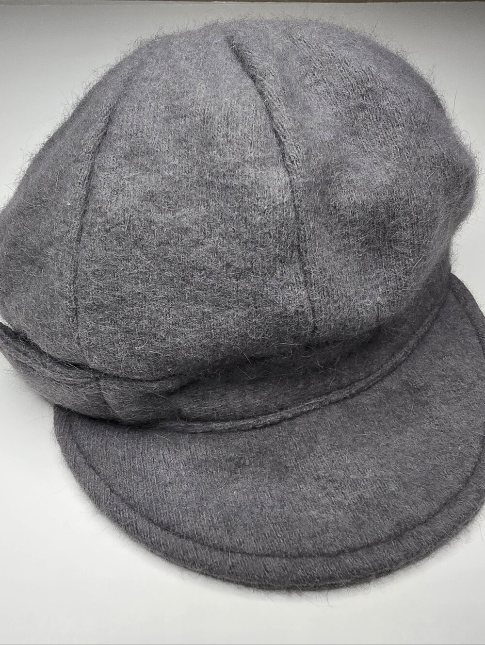 Vintage United Colors of Benetton Grey Angora Wool Blend Newsboy Cap Cabbie Hat
